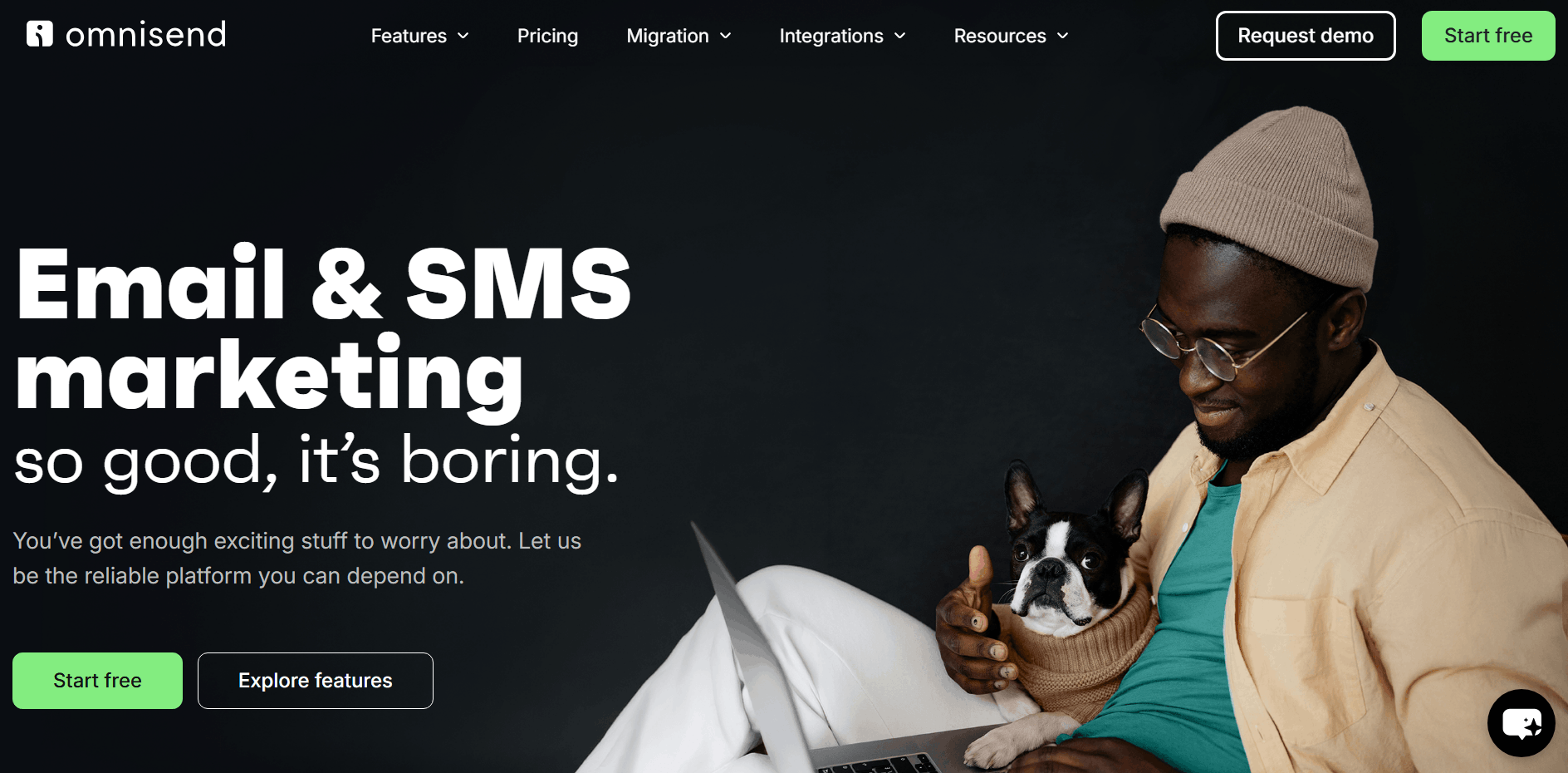 Mass texting service: Omnisend home page
